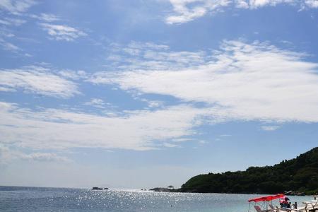 海蓝 沙滩景色的句子
