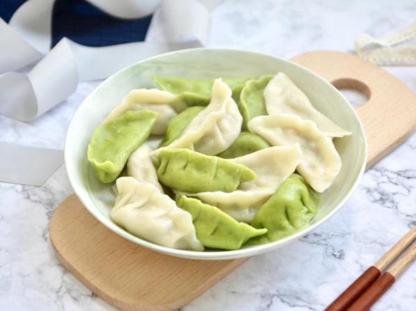 菠菜肉馅饺子