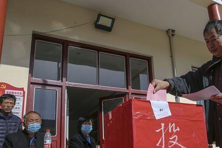 计票人一定是与会代表吗