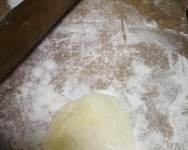 蛋白质5g和4g的面粉什么区别