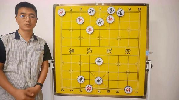 如何走好象棋每一步