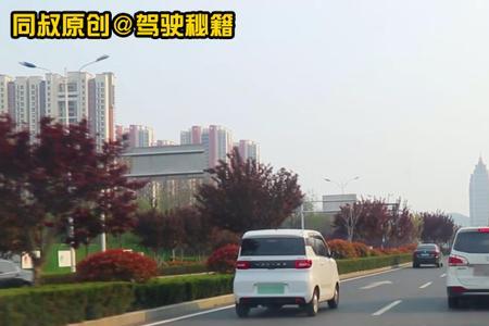 右转弯后直接变道怎么处理