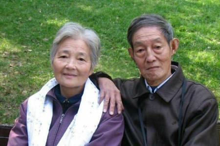 妹妹的家婆死了，去上清明怎么说