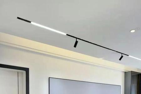悬空电视柜上面能放电视吗