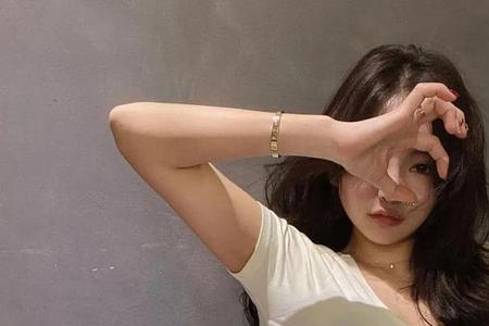 身材炸裂什么意思