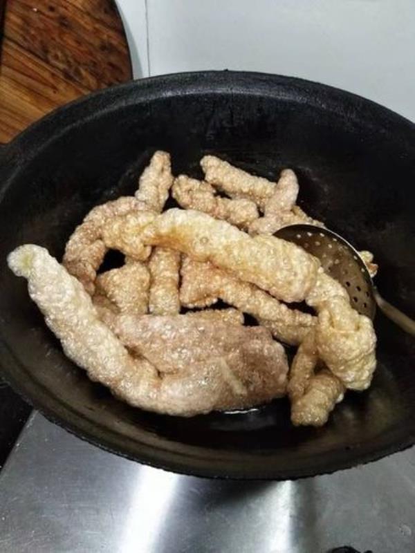 空气炸锅猪皮的做法