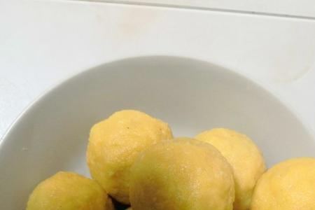 纯玉米面菜团子怎么和面