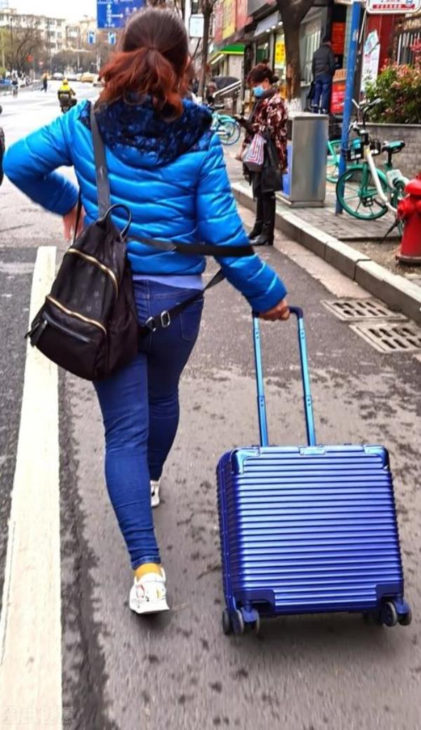 为什么老太婆招人烦