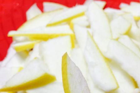 柚子皮用盐腌制最简单的做法