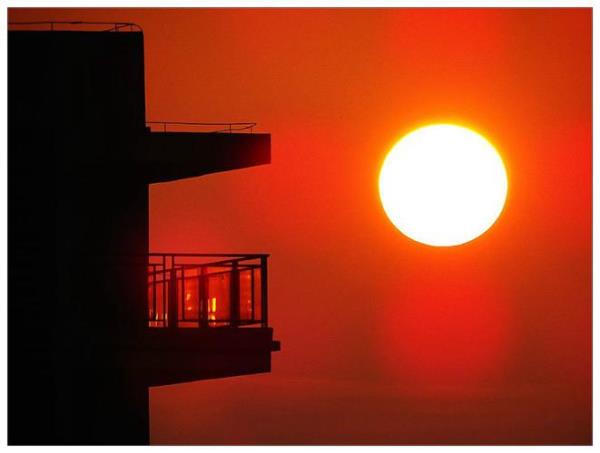 苹果手机天气预报太阳变成红色