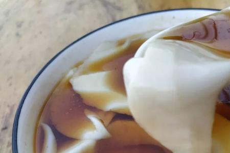 豆腐脑有蜂窝眼还出水多为什么