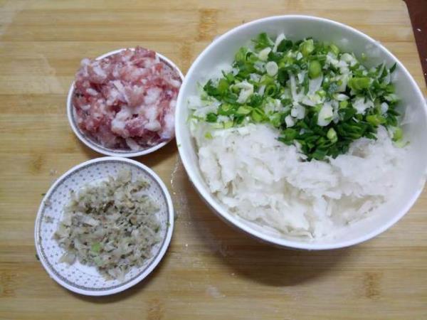 白萝卜饺子馅的做法