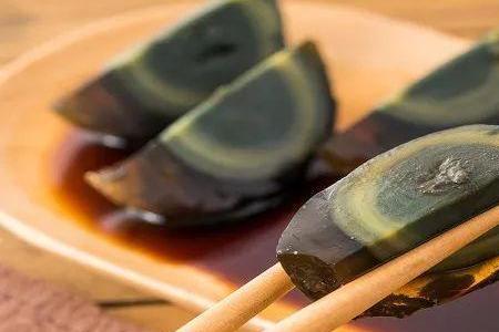 皮蛋切开里面是稀的怎么办