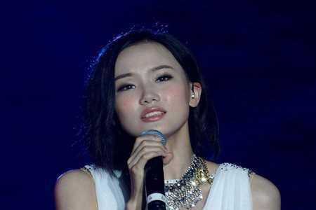 哎呀刺挠呀演唱者