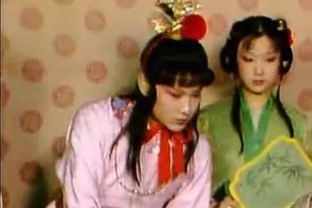 史湘云最后被赎回了吗