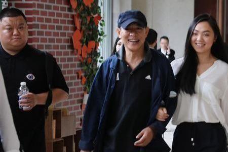 李连杰的老婆有几个