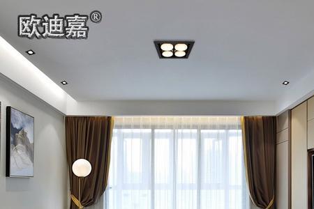客厅吊顶的灯是谁装的