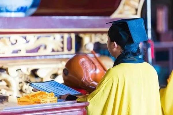 请问人去世后为什么还要做道场