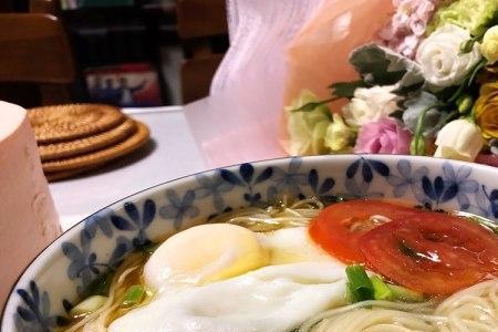 一碗长寿面后面接什么