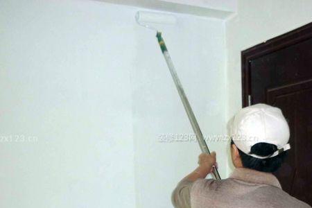 铝模板墙面怎么上腻子