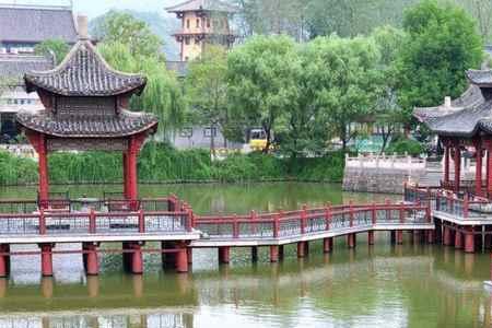 清明上河园有几个