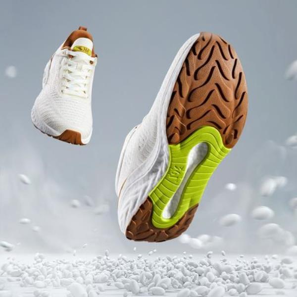 爆沫se跑鞋测评