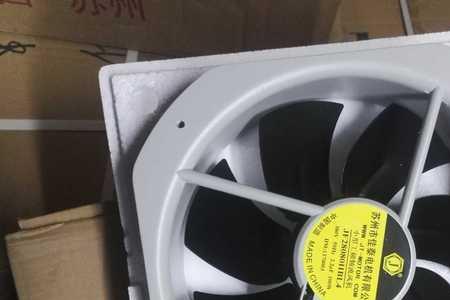 功率100w和200W的风扇那个好