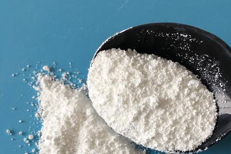 氧化锌薄膜是什么颜色