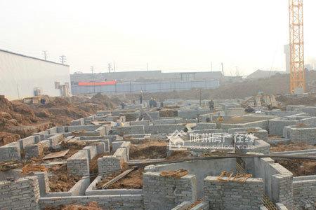 2米地基可以盖几层楼