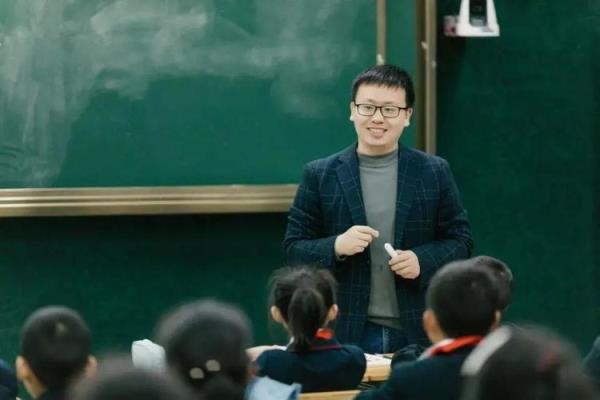 教坛新秀有什么用处吗