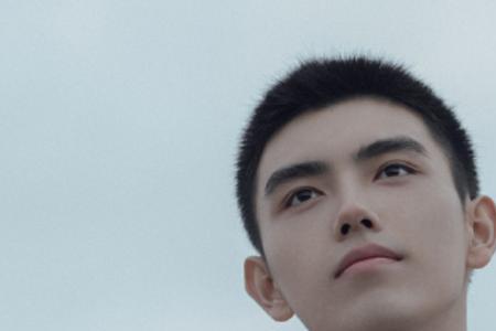 男生寸头两边塌中间尖怎么处理