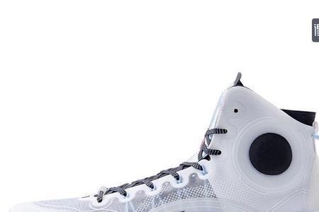 驭帅14䨻月光蓝怎么清洗