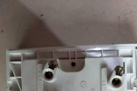 不要浴霸灯自带的开关怎么接线