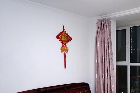 主卧和次卧中间有厨房怎么装修