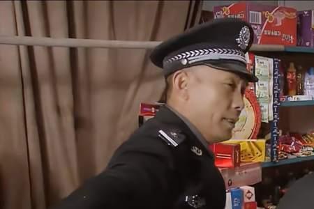 营盘镇警事小混混收保护费结局