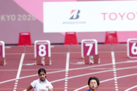 100米比赛多人同时抢跑怎么判罚