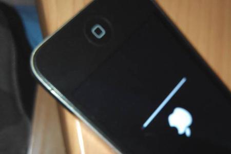 iphone开机三分钟死机