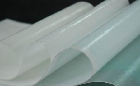 防水胶能不能用热风吹