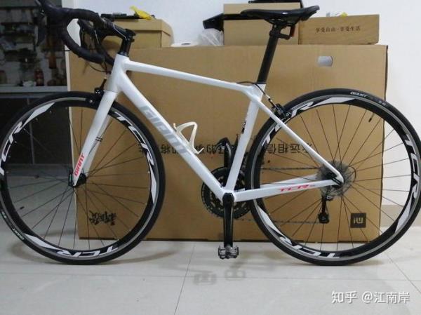 捷安特sl2和scr2哪个好