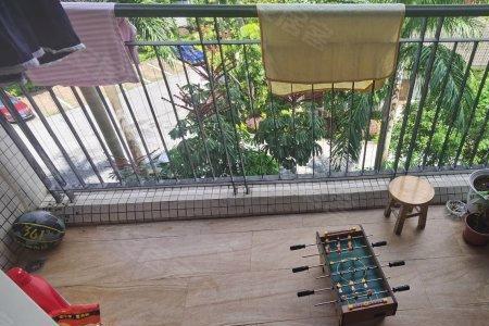 珠海里维埃拉一楼潮湿吗