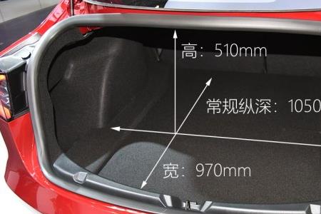 model3轴距长为什么后排空间小
