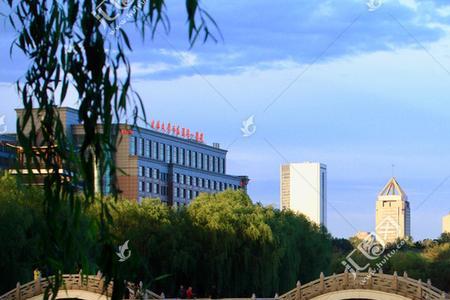 长春南湖拱桥名字
