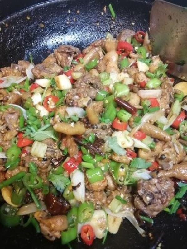 青椒鸡的正宗做法王刚