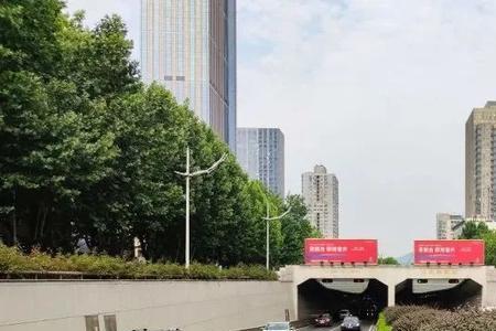 玄武湖隧道前面是什么隧道