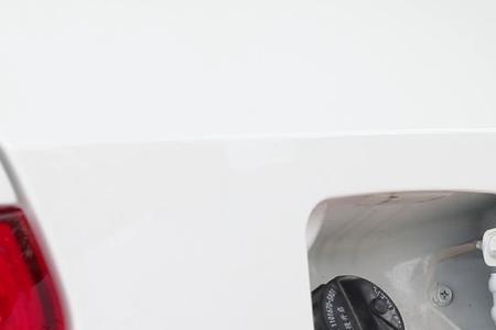 东风580油箱怎样抽油出来