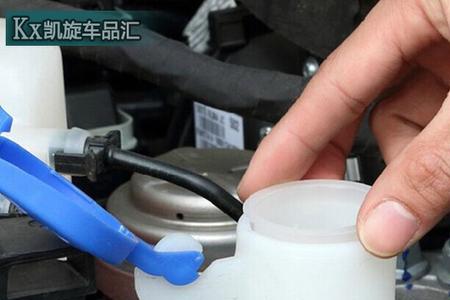 雨刷水箱标志图片