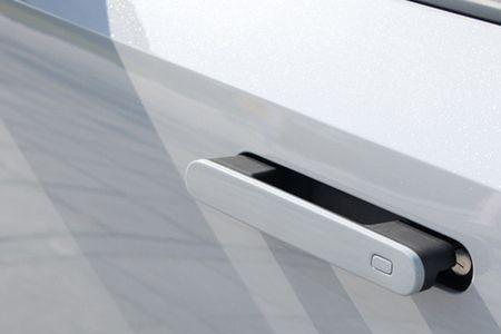 长安uni-v电动门把手容易坏吗