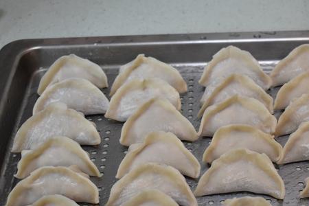 冻藕馅饺子蒸多久