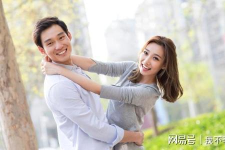与已婚女人聊天到凌晨可以吗