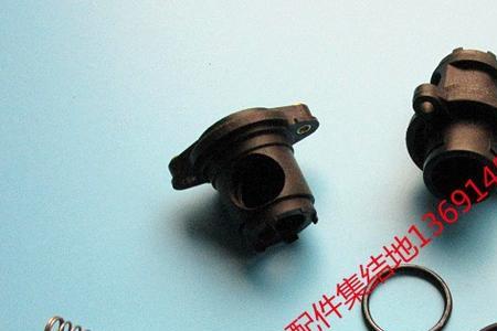 壁挂炉三通阀尺寸一样吗